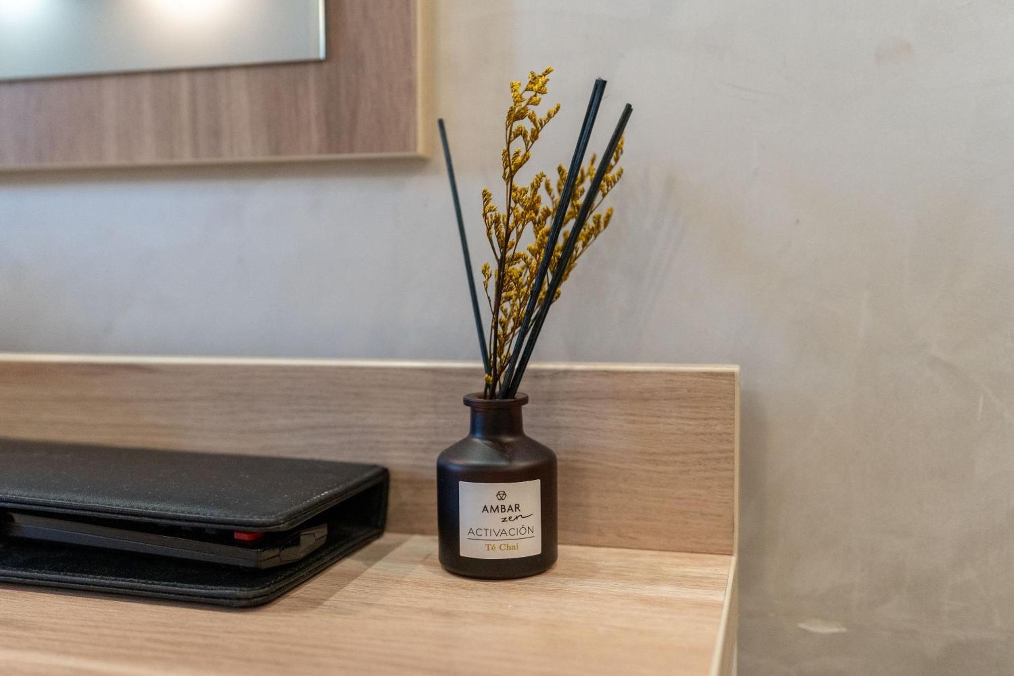 Leone D'Oro Guesthouse - Close To Piazza Vittorio โรม ภายนอก รูปภาพ